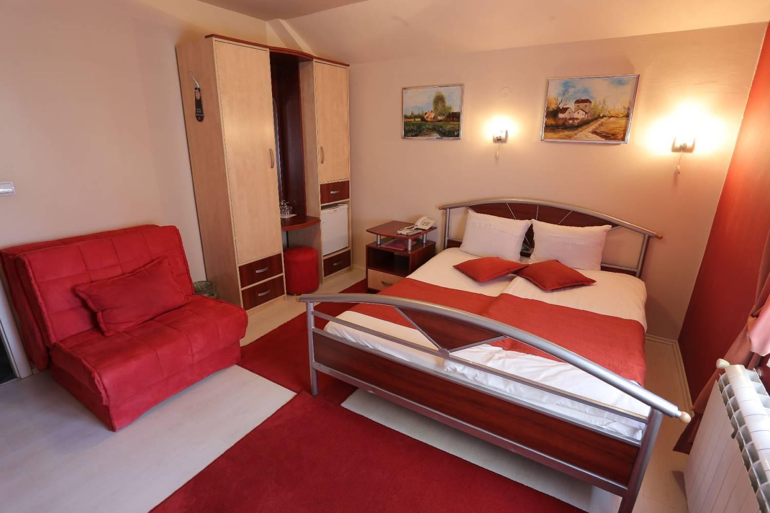 Hotel Zeneva Kragujevac Luaran gambar