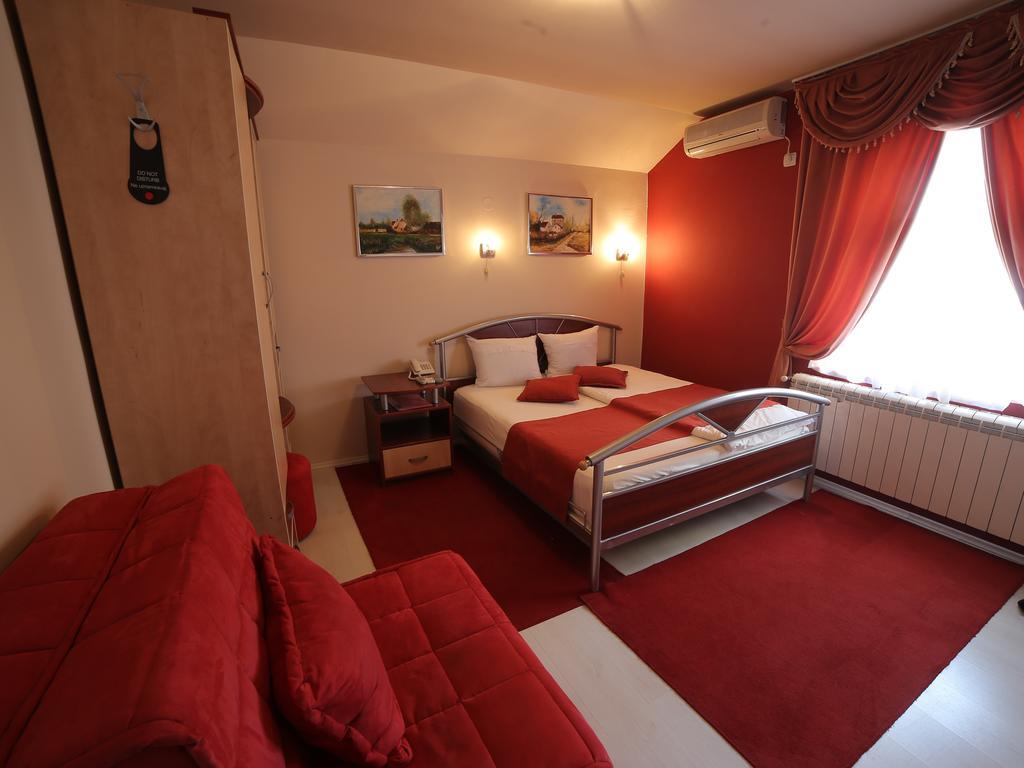 Hotel Zeneva Kragujevac Bilik gambar