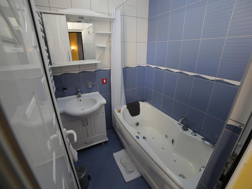 Hotel Zeneva Kragujevac Bilik gambar