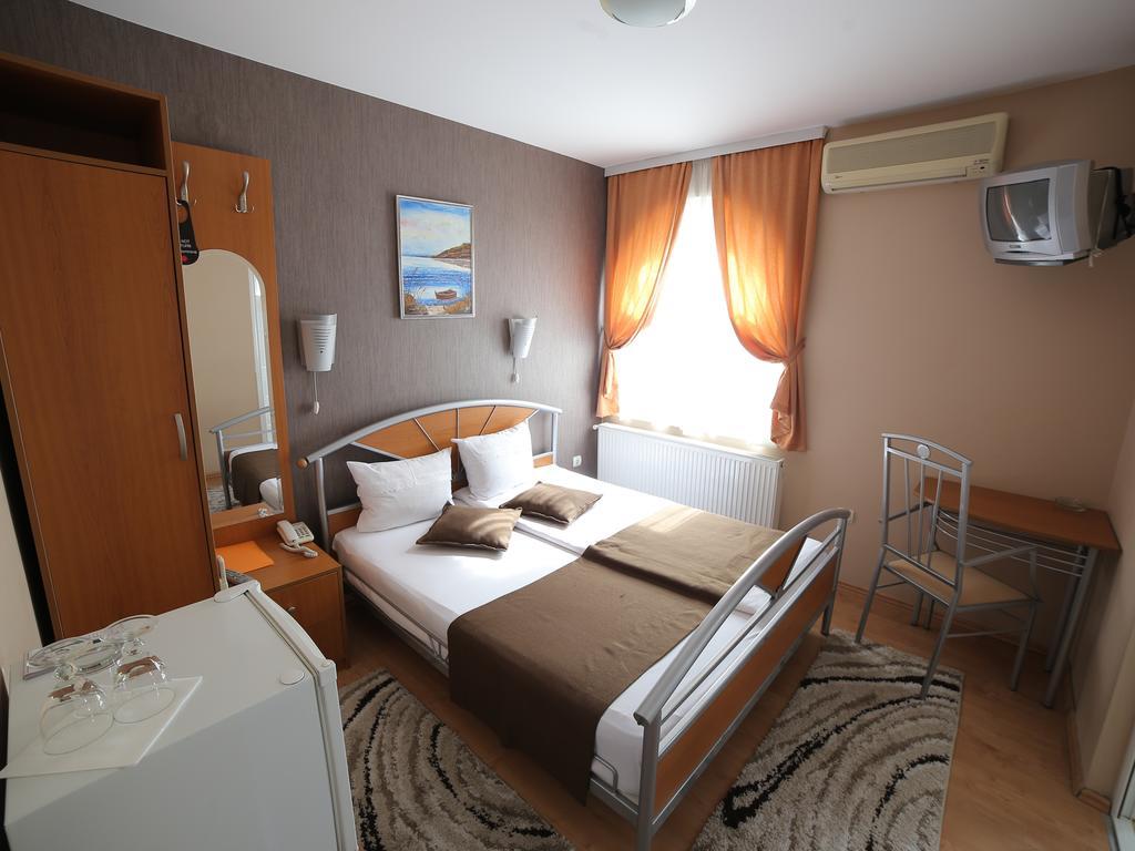 Hotel Zeneva Kragujevac Bilik gambar
