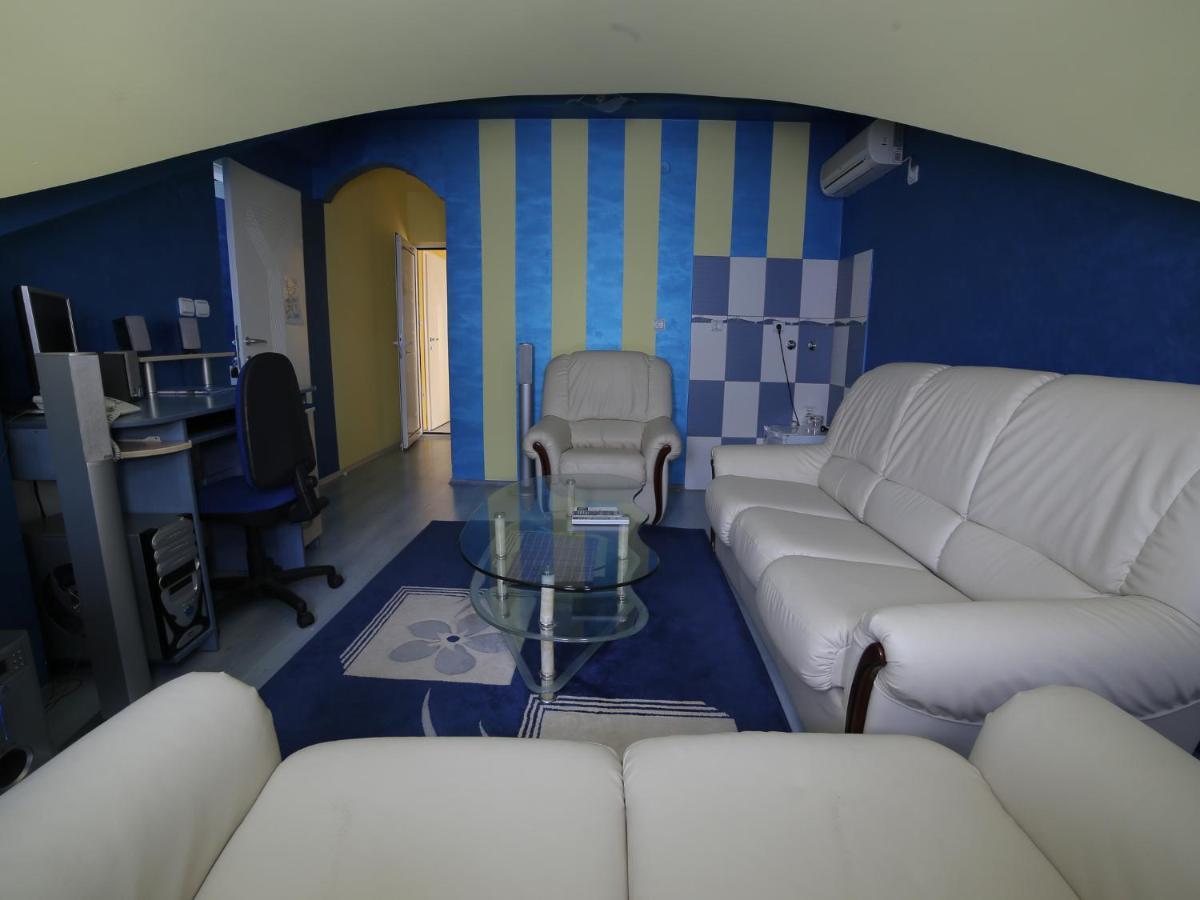 Hotel Zeneva Kragujevac Luaran gambar